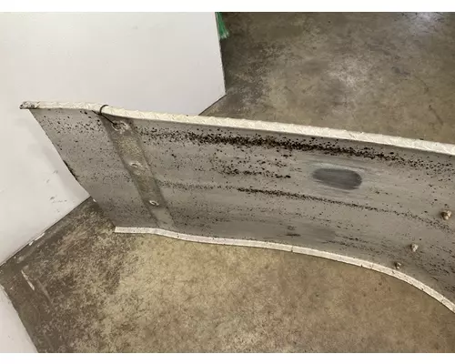 INTERNATIONAL 9100i Fender Extension