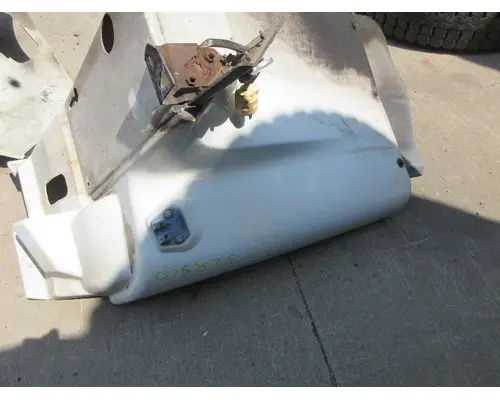 INTERNATIONAL 9100i Fender Extension