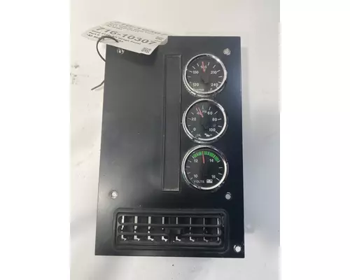 INTERNATIONAL 9100i Gauge Panel