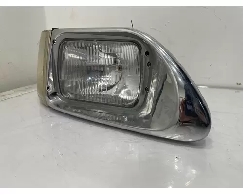 INTERNATIONAL 9100i Headlamp Assembly