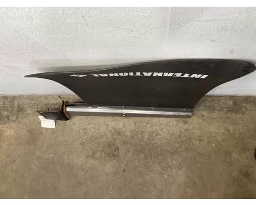 INTERNATIONAL 9100i Mud Flap Hanger