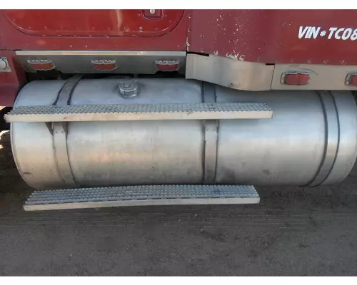 INTERNATIONAL 9200 / 9400 Fuel Tank