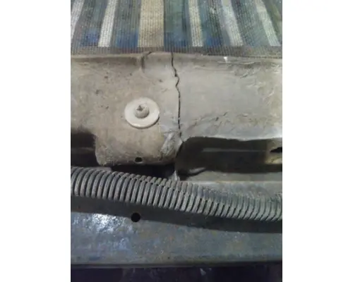 INTERNATIONAL 9200 1988-1997 HOOD