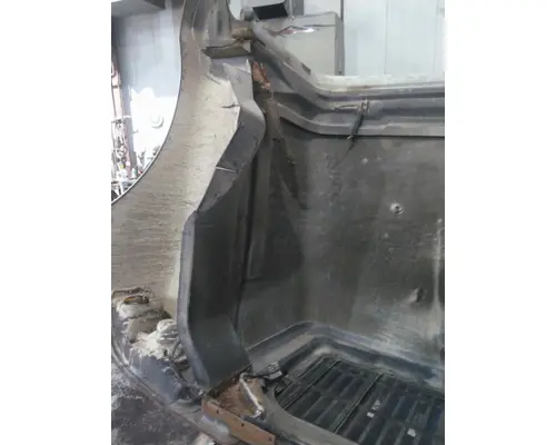 INTERNATIONAL 9200 1988-1997 HOOD
