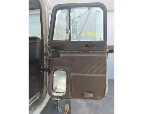 INTERNATIONAL 9200 1994-1999 DOOR ASSEMBLY, FRONT