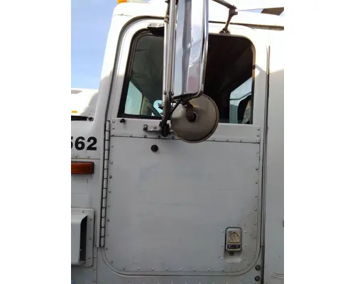 INTERNATIONAL 9200 1994-1999 DOOR ASSEMBLY, FRONT