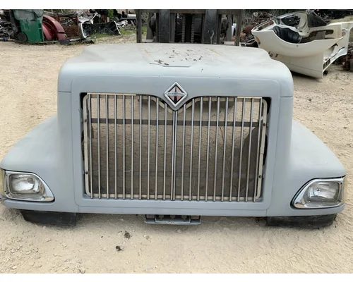 INTERNATIONAL 9200 C/W/S Hood