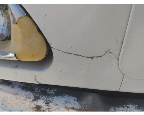 INTERNATIONAL 9200I 1999-2008 HOOD