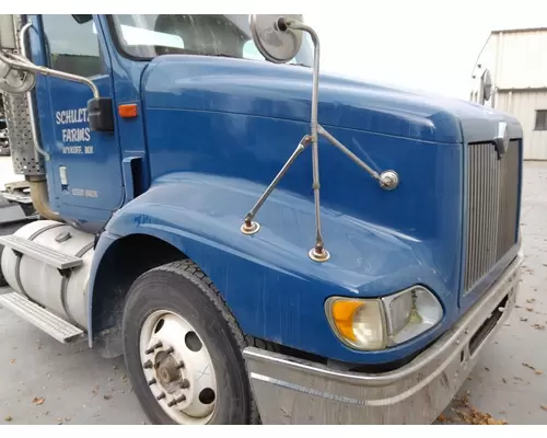 INTERNATIONAL 9200I 1999-2008 HOOD