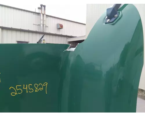INTERNATIONAL 9200I 1999-2008 HOOD