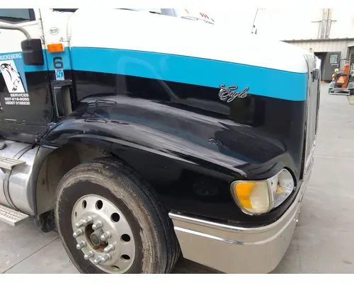 INTERNATIONAL 9200I 1999-2008 HOOD