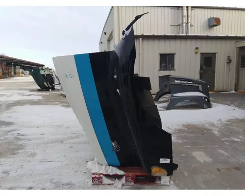 INTERNATIONAL 9200I 1999-2008 HOOD