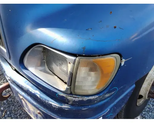 INTERNATIONAL 9200I 1999-2008 HOOD