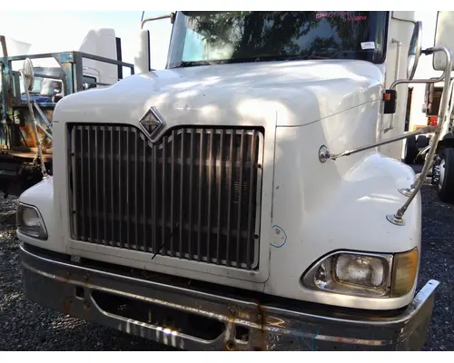 INTERNATIONAL 9200I 1999-2008 HOOD