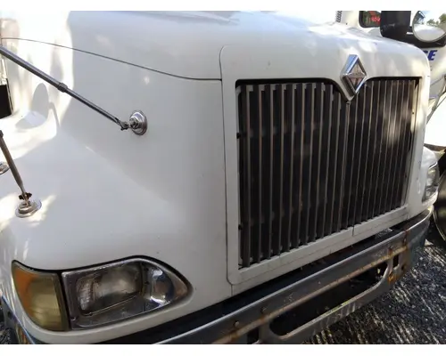 INTERNATIONAL 9200I 1999-2008 HOOD