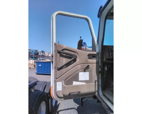 INTERNATIONAL 9200I 2000-2005 DOOR ASSEMBLY, FRONT