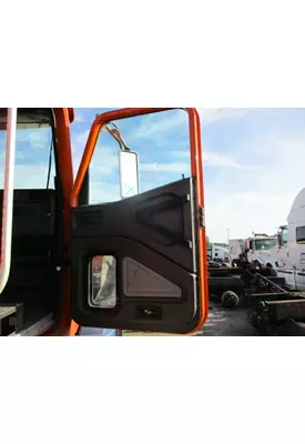 INTERNATIONAL 9200I 2000-2005 DOOR ASSEMBLY, FRONT
