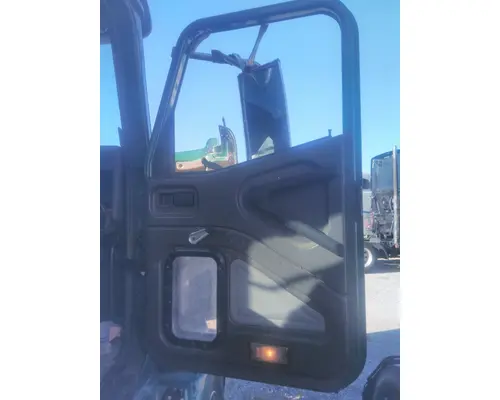 INTERNATIONAL 9200I 2000-2005 DOOR ASSEMBLY, FRONT