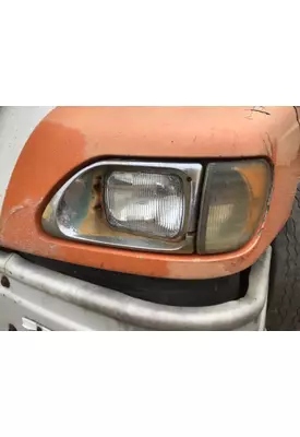 INTERNATIONAL 9200I 2000-2005 HEADLAMP ASSEMBLY