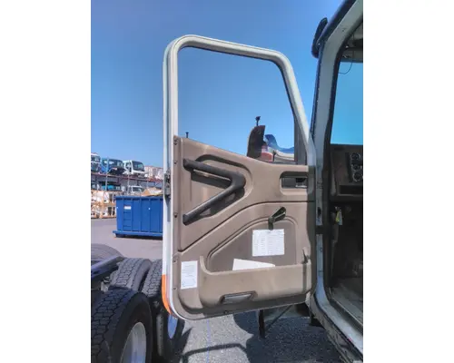 INTERNATIONAL 9200I 2000-2007 DOOR ASSEMBLY, FRONT