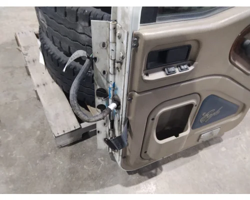 INTERNATIONAL 9200I 2000-2007 DOOR ASSEMBLY, FRONT
