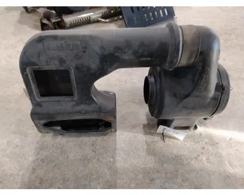 INTERNATIONAL 9200I AIR CLEANER