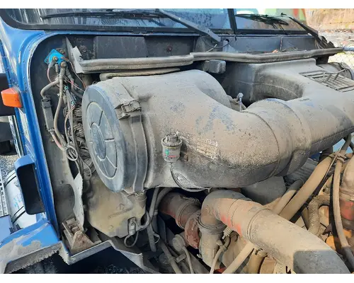 INTERNATIONAL 9200I AIR CLEANER