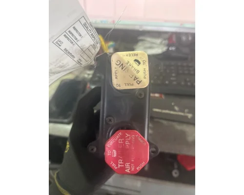 INTERNATIONAL 9200I Air Brake Components