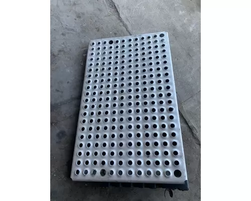 INTERNATIONAL 9200I Battery Box