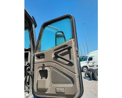 INTERNATIONAL 9200I CAB CLIP