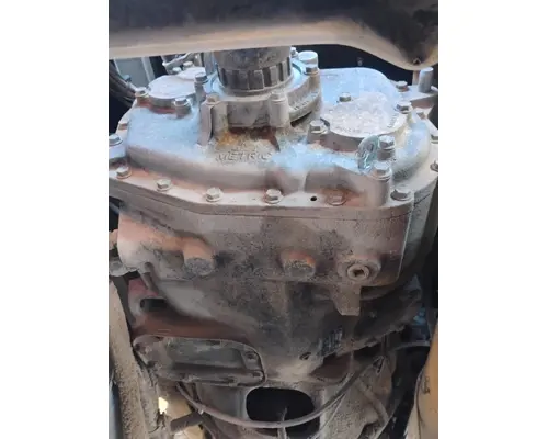 INTERNATIONAL 9200I CAB CLIP