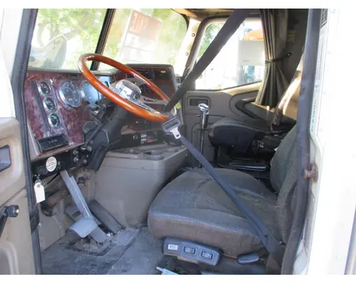 INTERNATIONAL 9200I CAB