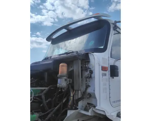 INTERNATIONAL 9200I CAB