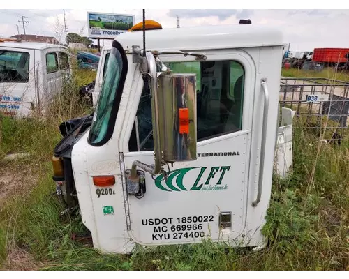 INTERNATIONAL 9200I CAB