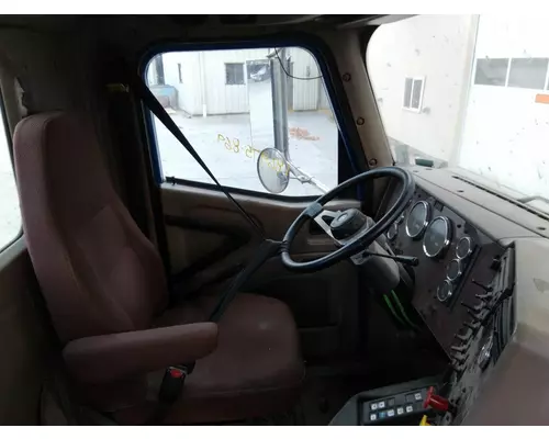 INTERNATIONAL 9200I CAB