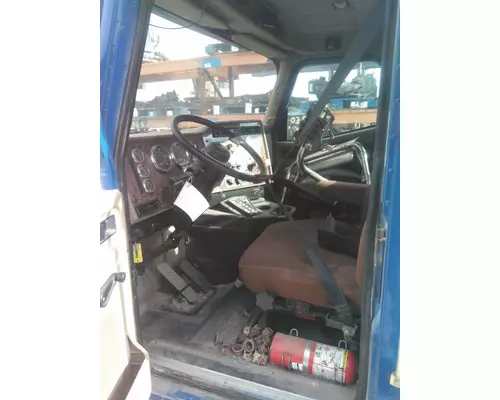 INTERNATIONAL 9200I CAB