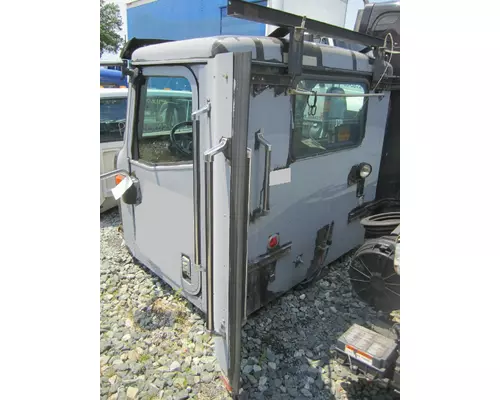 INTERNATIONAL 9200I CAB