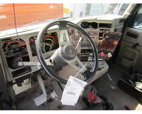 INTERNATIONAL 9200I CAB