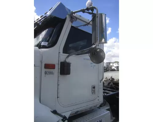 INTERNATIONAL 9200I CAB