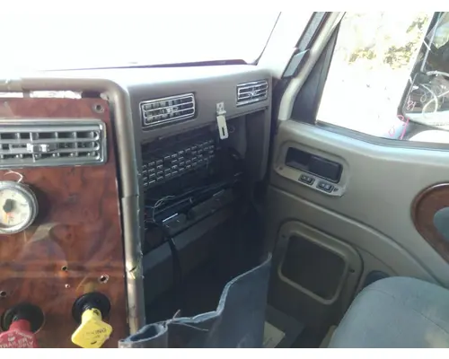 INTERNATIONAL 9200I CAB