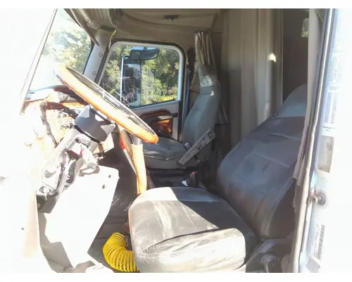 INTERNATIONAL 9200I CAB