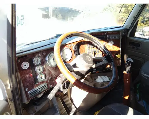 INTERNATIONAL 9200I CAB