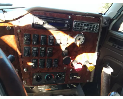 INTERNATIONAL 9200I CAB