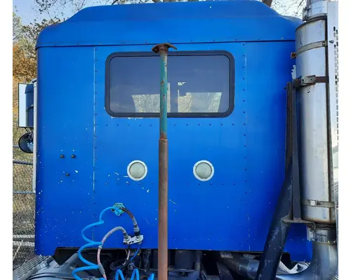 INTERNATIONAL 9200I CAB