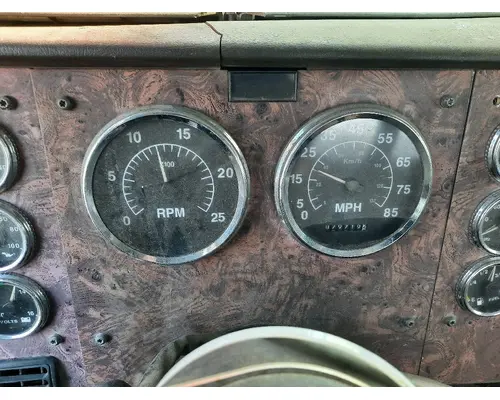 INTERNATIONAL 9200I CAB