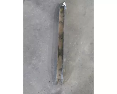 INTERNATIONAL 9200I CROSSMEMBER