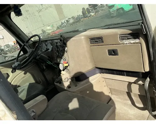 INTERNATIONAL 9200I Cab Assembly