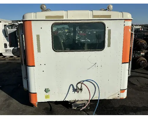 INTERNATIONAL 9200I Cab Assembly