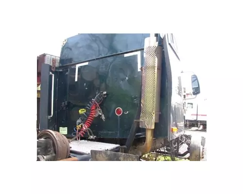 INTERNATIONAL 9200I Cab Clip