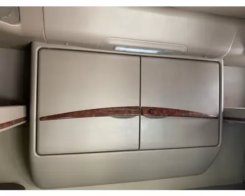 INTERNATIONAL 9200I Cab Mount